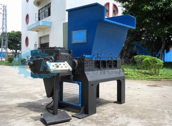 廢紙撕碎機是現在比較流行的一種粉碎設備，