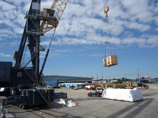 供應(yīng)二手舊折頁機報關(guān)代理